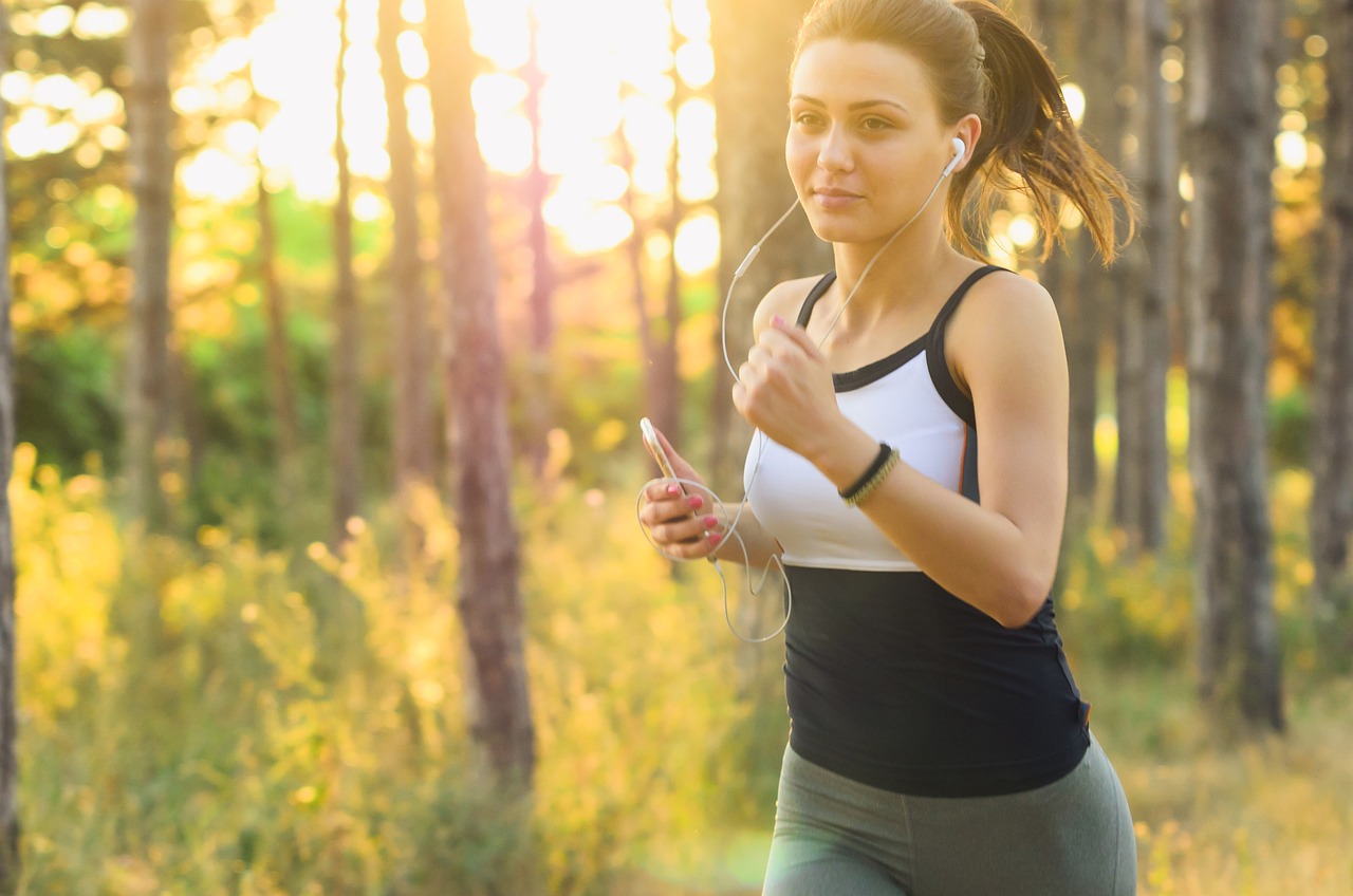 Jak trenować przed półmaratonem: plan treningowy krok po kroku